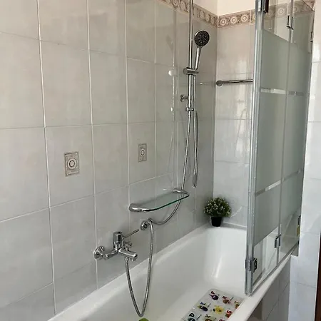 Bnbook Figino Rho Fiera, 2 Da Letto E 2 Bagni